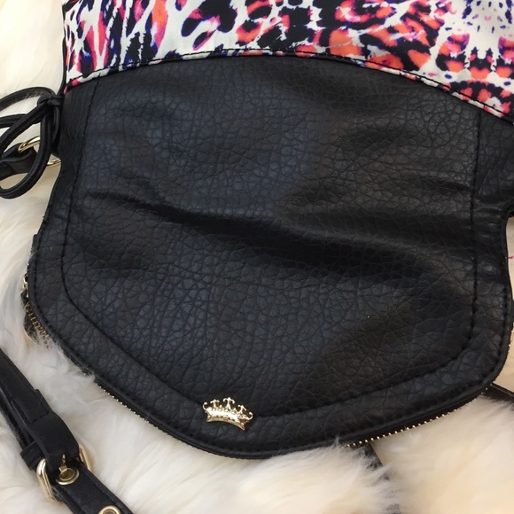 🚫SOLD🚫Mint Cond Juicy Couture Crossbody Purse - Picture 8 of 8